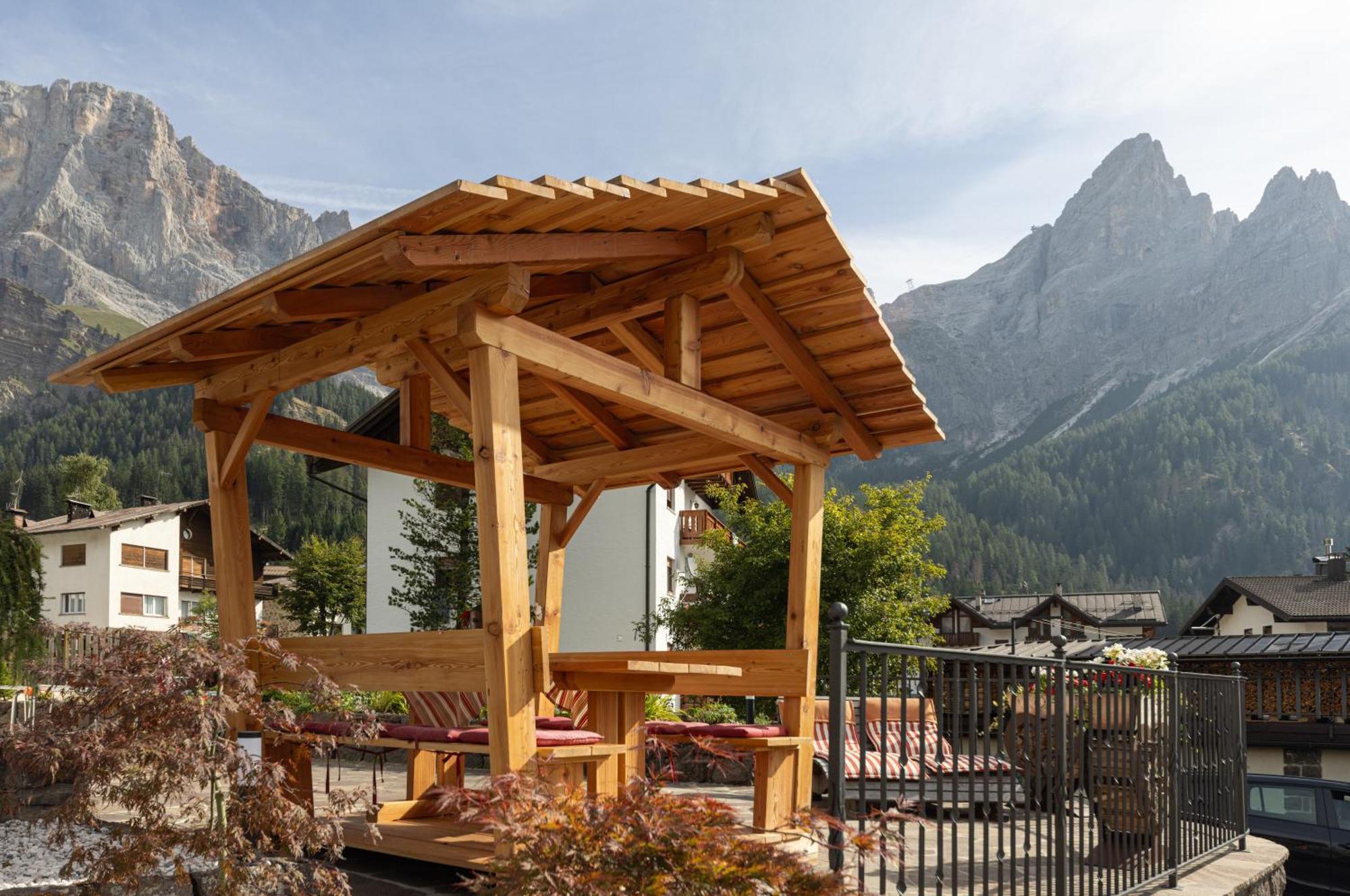 Hotel Panorama San Martino Di Castrozza Exteriör bild